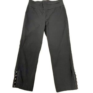 Counterparts capri pant, size 8, stretch dress pant material, cute detail at hem